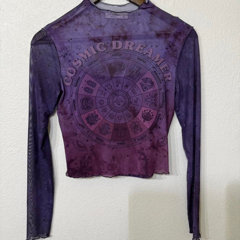 Purple mesh long sleeve top with cosmic dreamer design‎